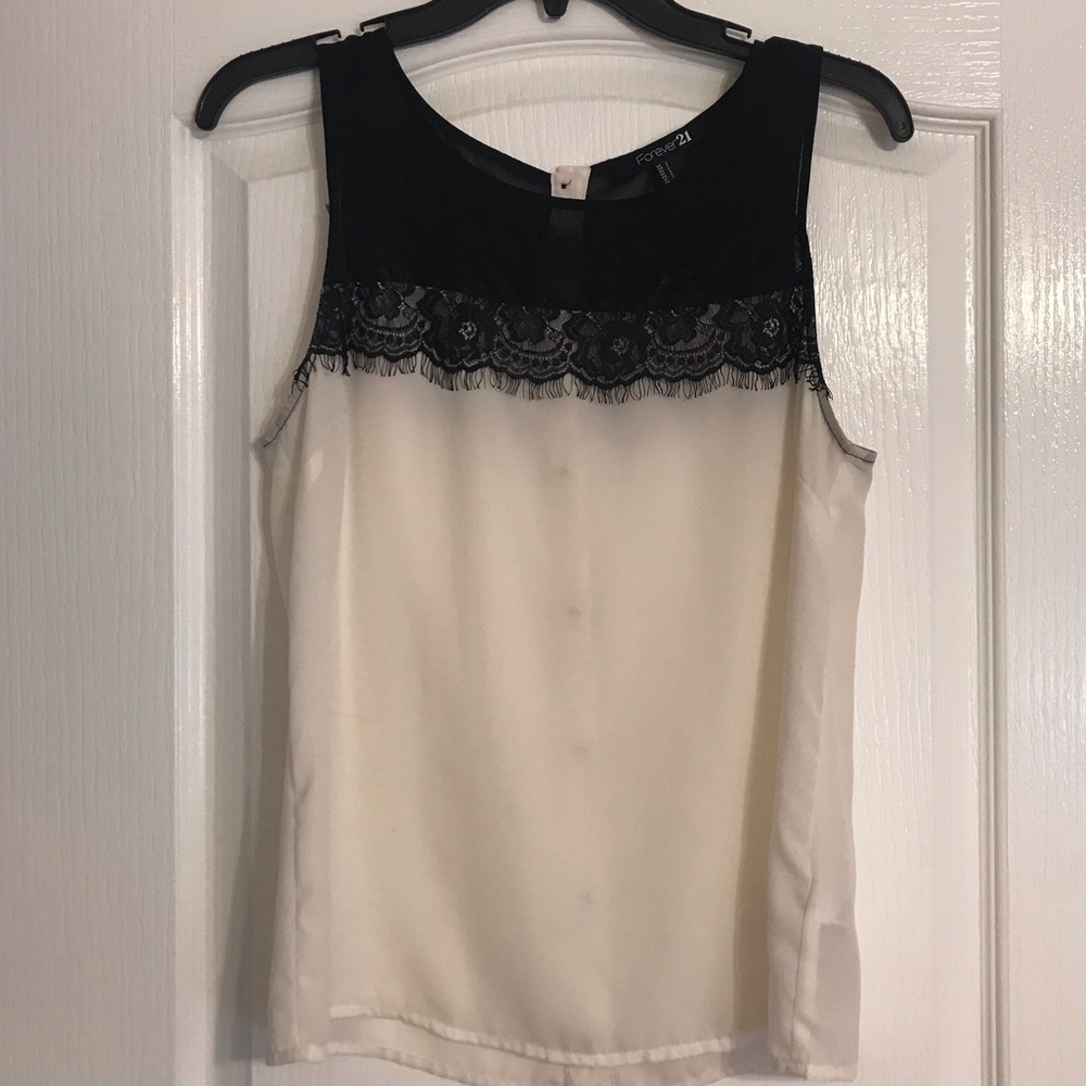Forever 21.  Women’s Dressy Tank Top.  Sleeveless, Black & Cream.  Size Small